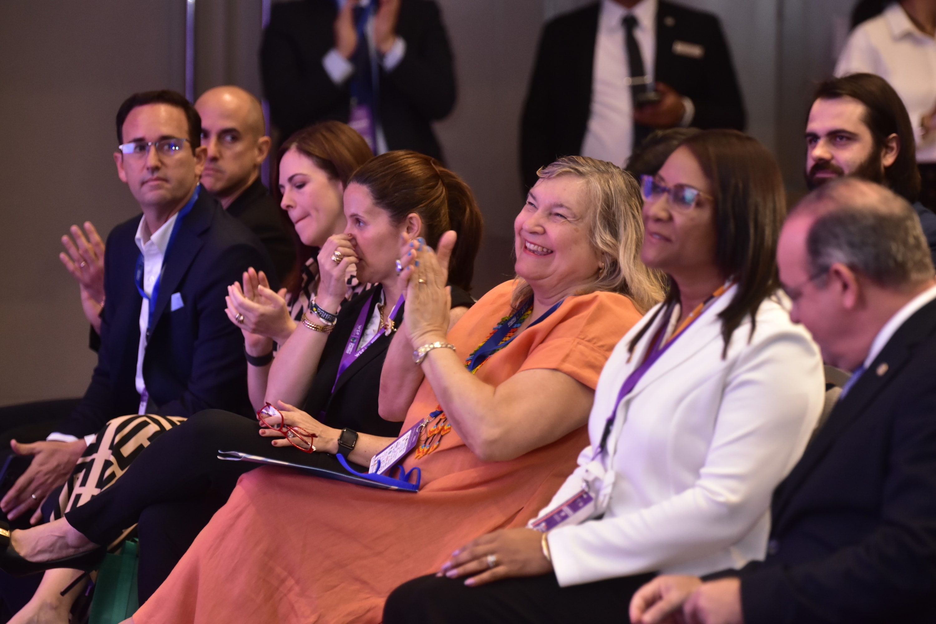 Pantalla de Speakers Invitados WEF Panamá 2025